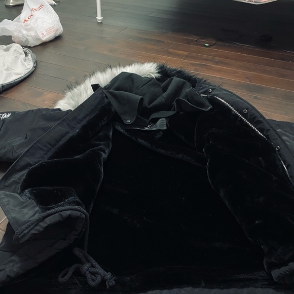 Brand new jacket oversize style - Picture 3 of 8